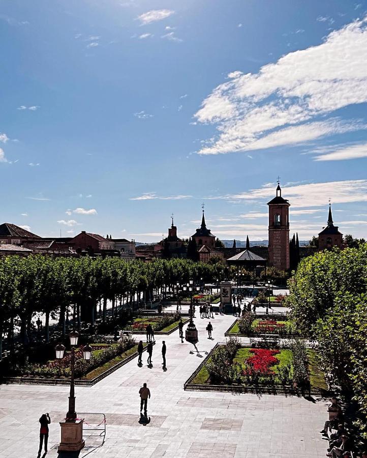 Sonar En La Plaza Cervantes 2 Alcalá de Henares Екстериор снимка