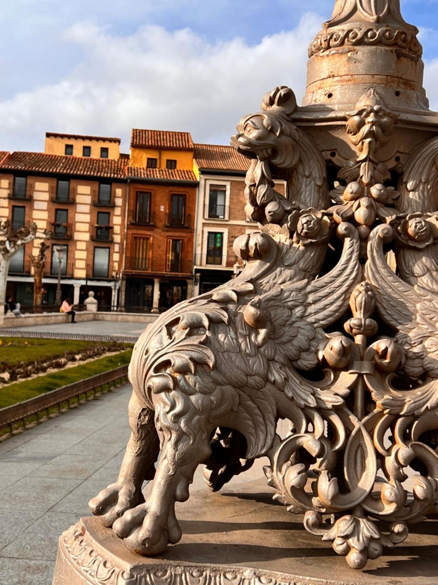 Sonar En La Plaza Cervantes 2 Alcalá de Henares Екстериор снимка